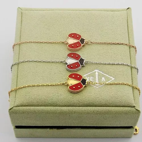 Replica Van Cleef & Arpels Bracelets For Women #1389446 $25.00 USD for Wholesale