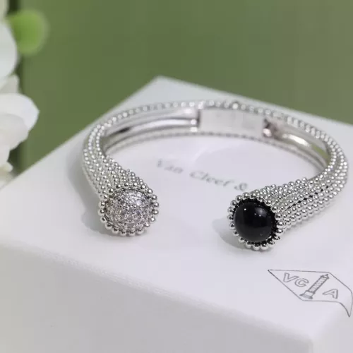 Wholesale Van Cleef &amp; Arpels Bracelets For Women #1390410 $39.00 USD, Wholesale Quality Replica Van Cleef &amp; Arpels Bracelets