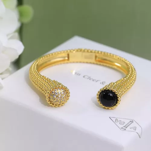 Wholesale Van Cleef &amp; Arpels Bracelets For Women #1390411 $39.00 USD, Wholesale Quality Replica Van Cleef &amp; Arpels Bracelets