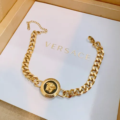 Wholesale Versace Bracelets #1390570 $39.00 USD, Wholesale Quality Replica Versace Bracelets