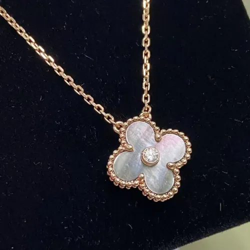 Wholesale Van Cleef &amp; Arpels Necklaces For Women #1390698 $42.00 USD, Wholesale Quality Replica Van Cleef &amp; Arpels Necklaces