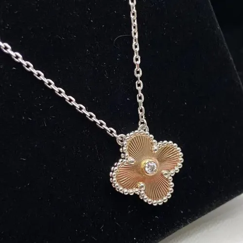 Wholesale Van Cleef &amp; Arpels Necklaces For Women #1390707 $42.00 USD, Wholesale Quality Replica Van Cleef &amp; Arpels Necklaces