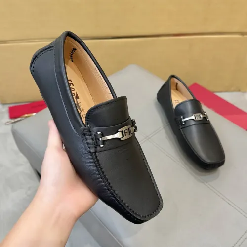 Replica Salvatore Ferragamo Leather Shoes For Men #1391730 $96.00 USD for Wholesale