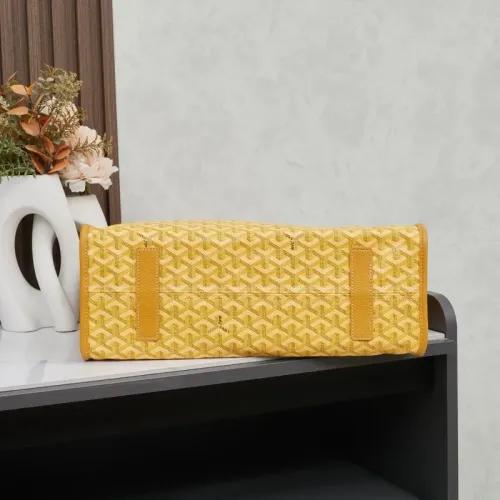 Replica Goyard AAA Quality Shoulder Bags For Women #1391940 $72.00 USD for Wholesale