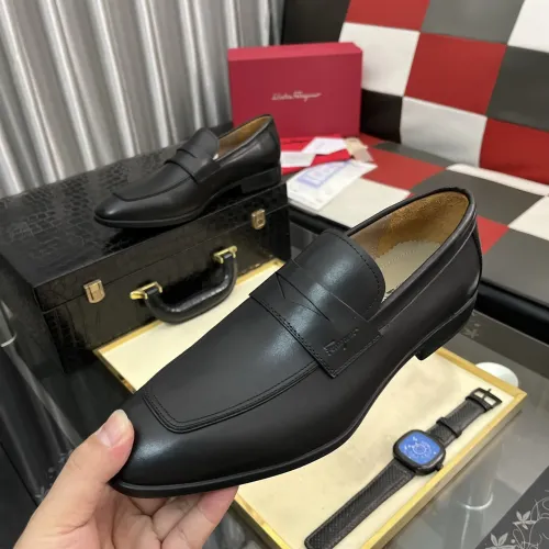 Wholesale Salvatore Ferragamo Leather Shoes For Men #1392082 $108.00 USD, Wholesale Quality Replica Salvatore Ferragamo Leather Shoes