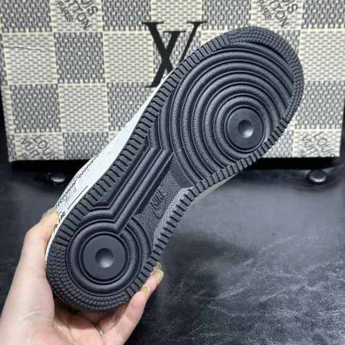 Replica Louis Vuitton Casual Shoes For Women #1392317 $102.00 USD for Wholesale