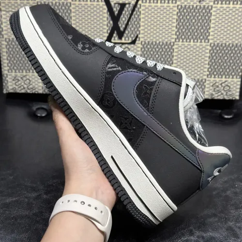 Replica Louis Vuitton Casual Shoes For Women #1392323 $102.00 USD for Wholesale