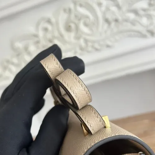 Replica Hermes AAA Quality Messenger Bags For Women #1392437 $88.00 USD for Wholesale