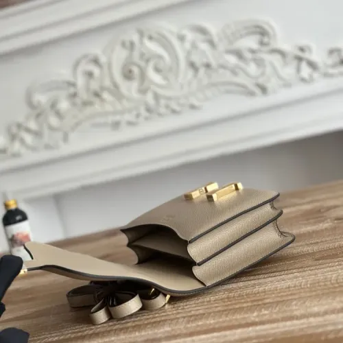 Replica Hermes AAA Quality Messenger Bags For Women #1392437 $88.00 USD for Wholesale