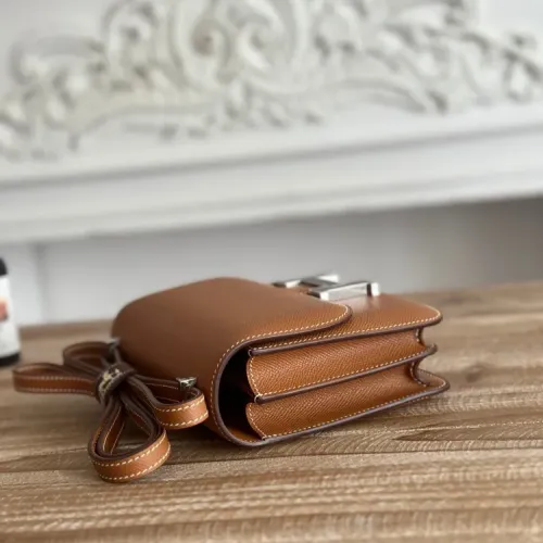 Replica Hermes AAA Quality Messenger Bags For Women #1392464 $88.00 USD for Wholesale