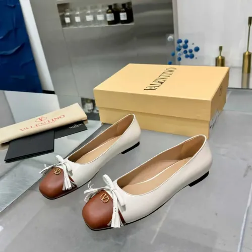 Wholesale Valentino Flat Shoes For Women #1392878 $105.00 USD, Wholesale Quality Replica Valentino Flat Shoes