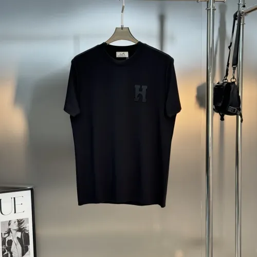 Wholesale Hermes T-Shirts Short Sleeved For Men #1393372 $76.00 USD, Wholesale Quality Replica Hermes T-Shirts
