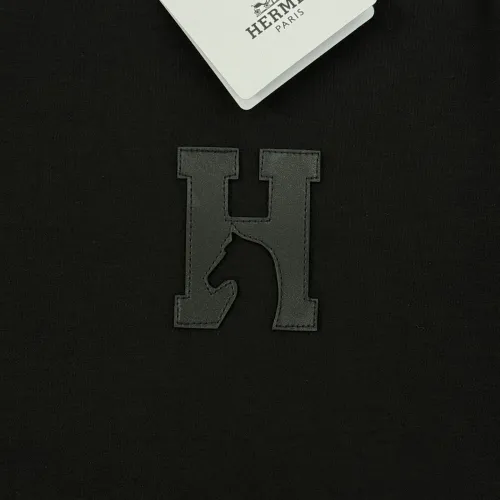 Replica Hermes T-Shirts Short Sleeved For Men #1393372 $76.00 USD for Wholesale