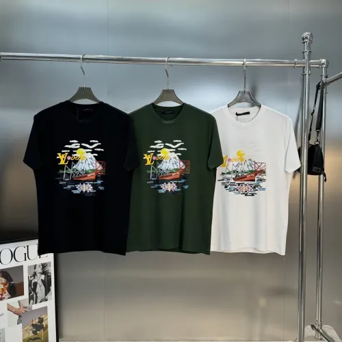 Replica Louis Vuitton LV T-Shirts Short Sleeved For Men #1393378 $80.00 USD for Wholesale