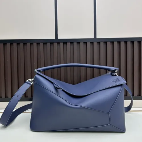 Wholesale LOEWE AAA Quality Messenger Bags For Women #1393631 $240.00 USD, Wholesale Quality Replica LOEWE AAA Quality Messenger Bags