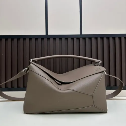 Wholesale LOEWE AAA Quality Messenger Bags For Women #1393632 $240.00 USD, Wholesale Quality Replica LOEWE AAA Quality Messenger Bags