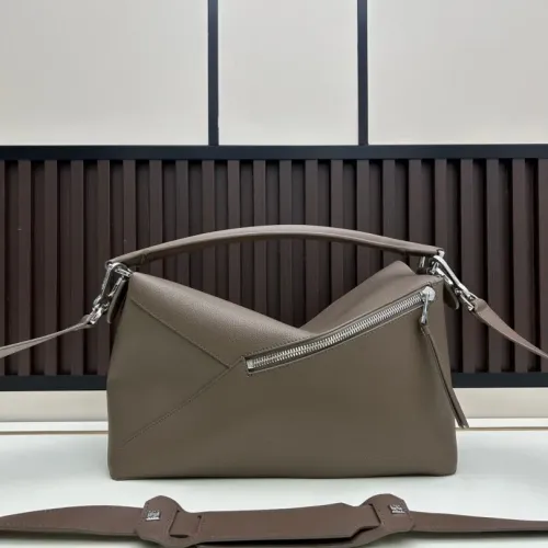 Replica LOEWE AAA Quality Messenger Bags For Women #1393632 $240.00 USD for Wholesale