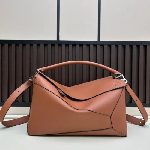 Wholesale LOEWE AAA Quality Messenger Bags For Women #1393633 $240.00 USD, Wholesale Quality Replica LOEWE AAA Quality Messenger Bags