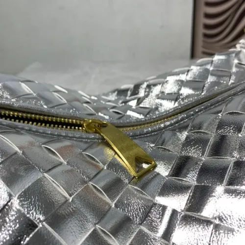 Replica Bottega Veneta BV AAA Quality Handbags For Women #1393723 $115.00 USD for Wholesale