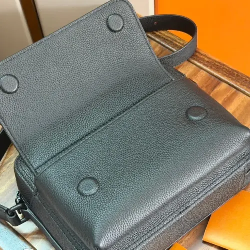 Replica Louis Vuitton AAA Man Messenger Bags #1397436 $162.00 USD for Wholesale