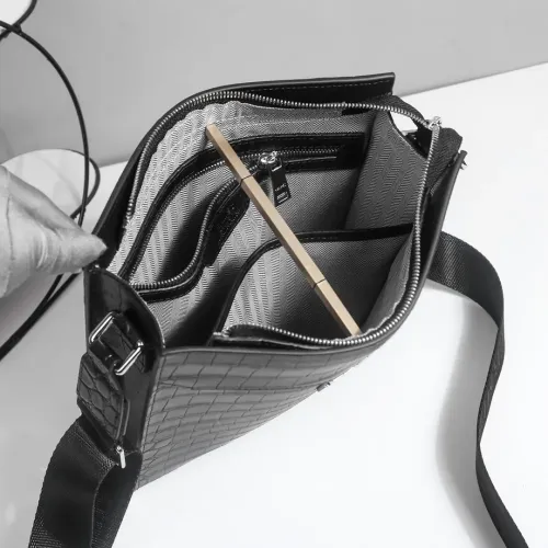 Replica Hermes AAA Man Messenger Bags #1398125 $108.00 USD for Wholesale