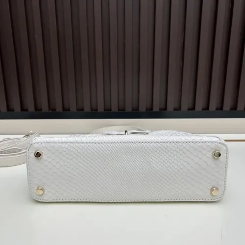 Replica Christian Dior AAA Quality Handbags For Women #1398926 $115.00 USD for Wholesale