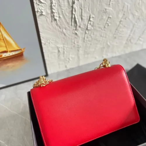 Replica Dolce & Gabbana D&G AAA Quality Messenger Bags For Women #1398977 $182.00 USD for Wholesale