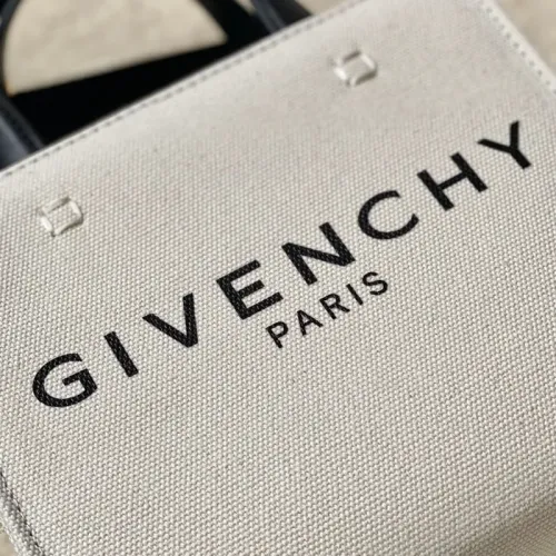 Replica Givenchy AAA Quality Handbags For Women #1399000 $172.00 USD for Wholesale