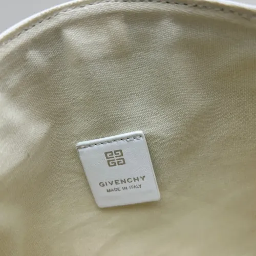 Replica Givenchy AAA Quality Messenger Bags For Women #1399191 $96.00 USD for Wholesale