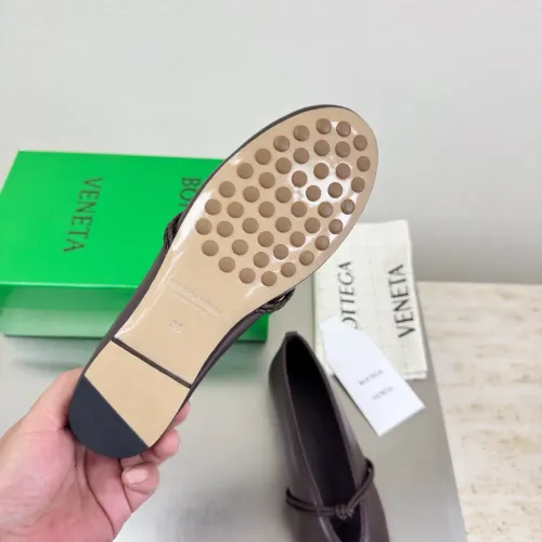 Replica Bottega Veneta BV Flat Shoes For Women #1400598 $125.00 USD for Wholesale