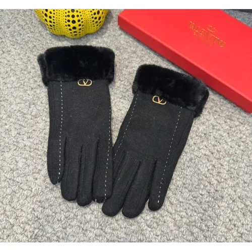 Wholesale Valentino Gloves For Women #1401397 $39.00 USD, Wholesale Quality Replica Valentino Gloves