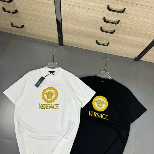Replica Versace T-Shirts Short Sleeved For Unisex #1402147 $32.00 USD for Wholesale