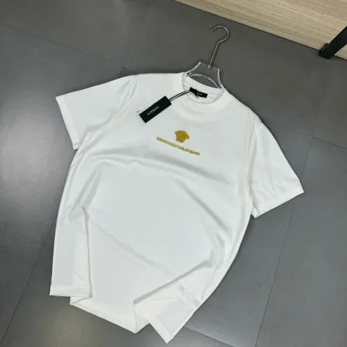 Wholesale Versace T-Shirts Short Sleeved For Unisex #1402227 $32.00 USD, Wholesale Quality Replica Versace T-Shirts