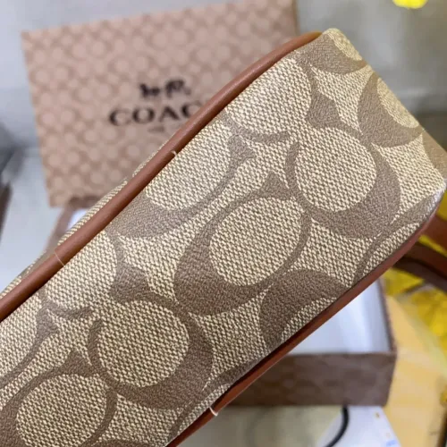 Replica Coach Messenger Bag For Women #1402231 $40.00 USD for Wholesale