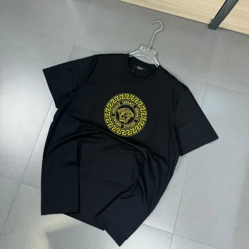 Wholesale Versace T-Shirts Short Sleeved For Unisex #1402257 $32.00 USD, Wholesale Quality Replica Versace T-Shirts