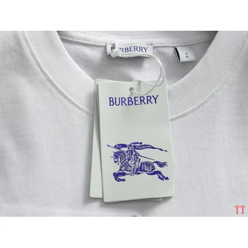 Replica Burberry T-Shirts Short Sleeved For Unisex #1404241 $40.00 USD for Wholesale