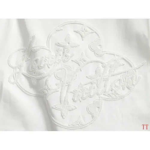Replica Louis Vuitton LV T-Shirts Short Sleeved For Unisex #1404275 $48.00 USD for Wholesale
