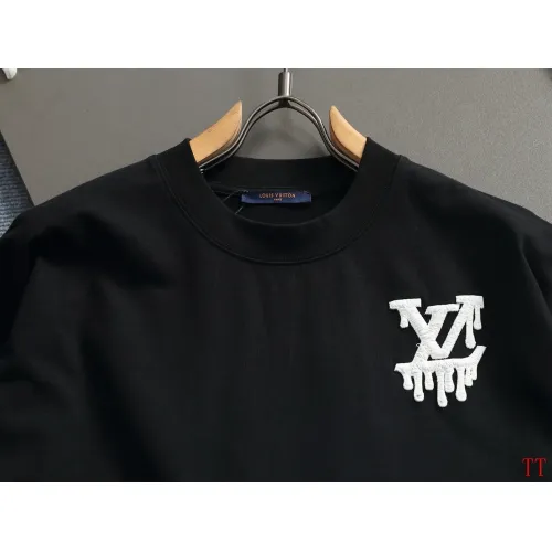 Replica Louis Vuitton LV T-Shirts Short Sleeved For Unisex #1404290 $48.00 USD for Wholesale