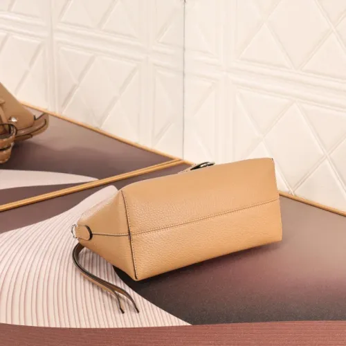Replica Fendi AAA Quality Handbags For Women #1404663 $105.00 USD for Wholesale