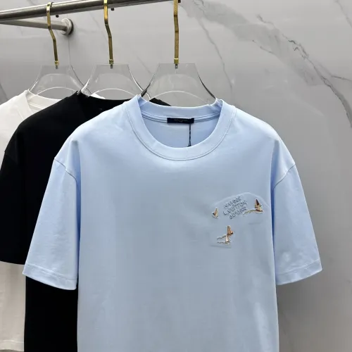 Replica Louis Vuitton LV T-Shirts Short Sleeved For Unisex #1405135 $64.00 USD for Wholesale