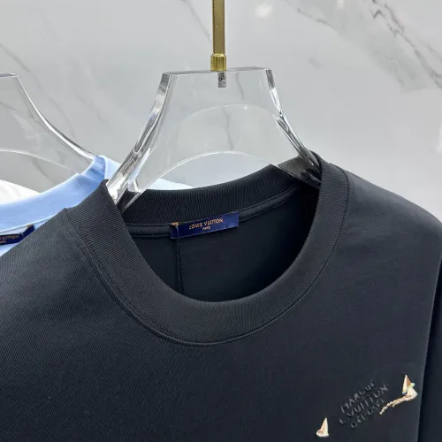 Replica Louis Vuitton LV T-Shirts Short Sleeved For Unisex #1405136 $64.00 USD for Wholesale