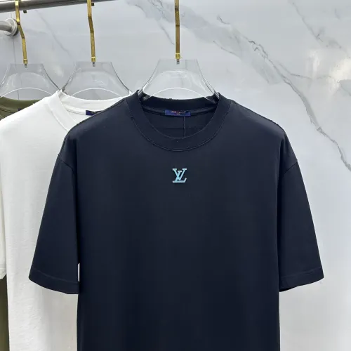 Replica Louis Vuitton LV T-Shirts Short Sleeved For Unisex #1405139 $64.00 USD for Wholesale