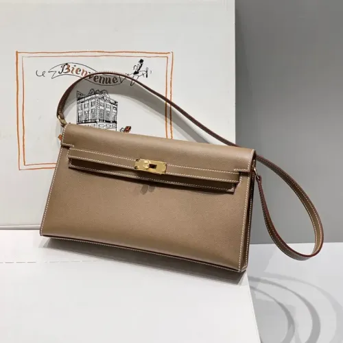 Replica Hermes AAA Quality Messenger Bags For Women #1405365 $88.00 USD for Wholesale