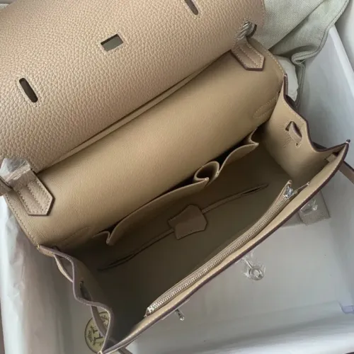 Replica Hermes AAA Quality Messenger Bags For Women #1405368 $115.00 USD for Wholesale