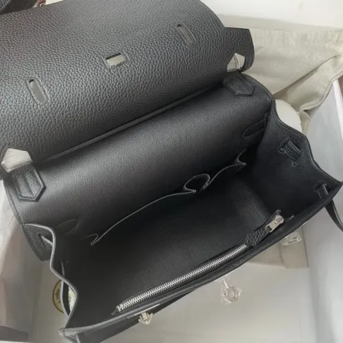 Replica Hermes AAA Quality Messenger Bags For Women #1405370 $115.00 USD for Wholesale