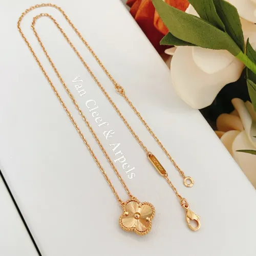Wholesale Van Cleef &amp; Arpels Necklaces For Women #1406558 $25.00 USD, Wholesale Quality Replica Van Cleef &amp; Arpels Necklaces