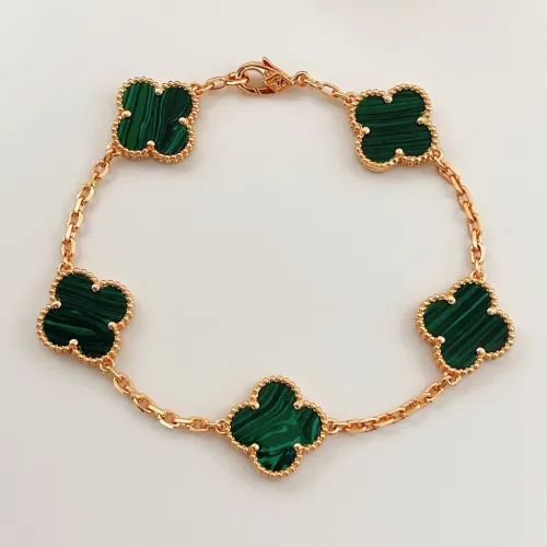 Wholesale Van Cleef &amp; Arpels Bracelets For Women #1406588 $34.00 USD, Wholesale Quality Replica Van Cleef &amp; Arpels Bracelets