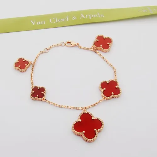Wholesale Van Cleef &amp; Arpels Bracelets For Women #1406600 $32.00 USD, Wholesale Quality Replica Van Cleef &amp; Arpels Bracelets