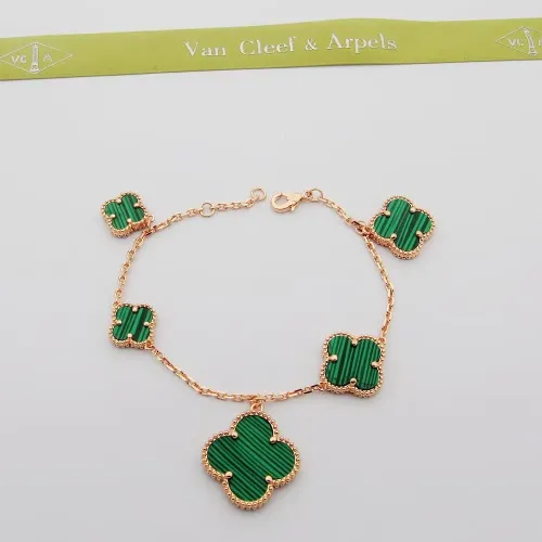 Wholesale Van Cleef &amp; Arpels Bracelets For Women #1406603 $32.00 USD, Wholesale Quality Replica Van Cleef &amp; Arpels Bracelets