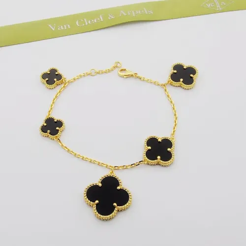 Wholesale Van Cleef &amp; Arpels Bracelets For Women #1406607 $32.00 USD, Wholesale Quality Replica Van Cleef &amp; Arpels Bracelets